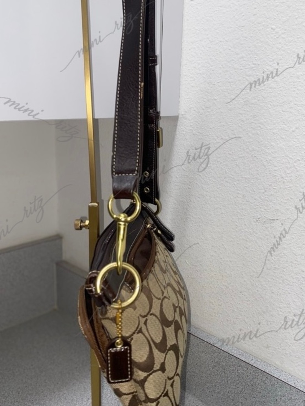 Coach Vintage Signature 2-Way Belt Khaki Bag GUC - Picture 5 of 16